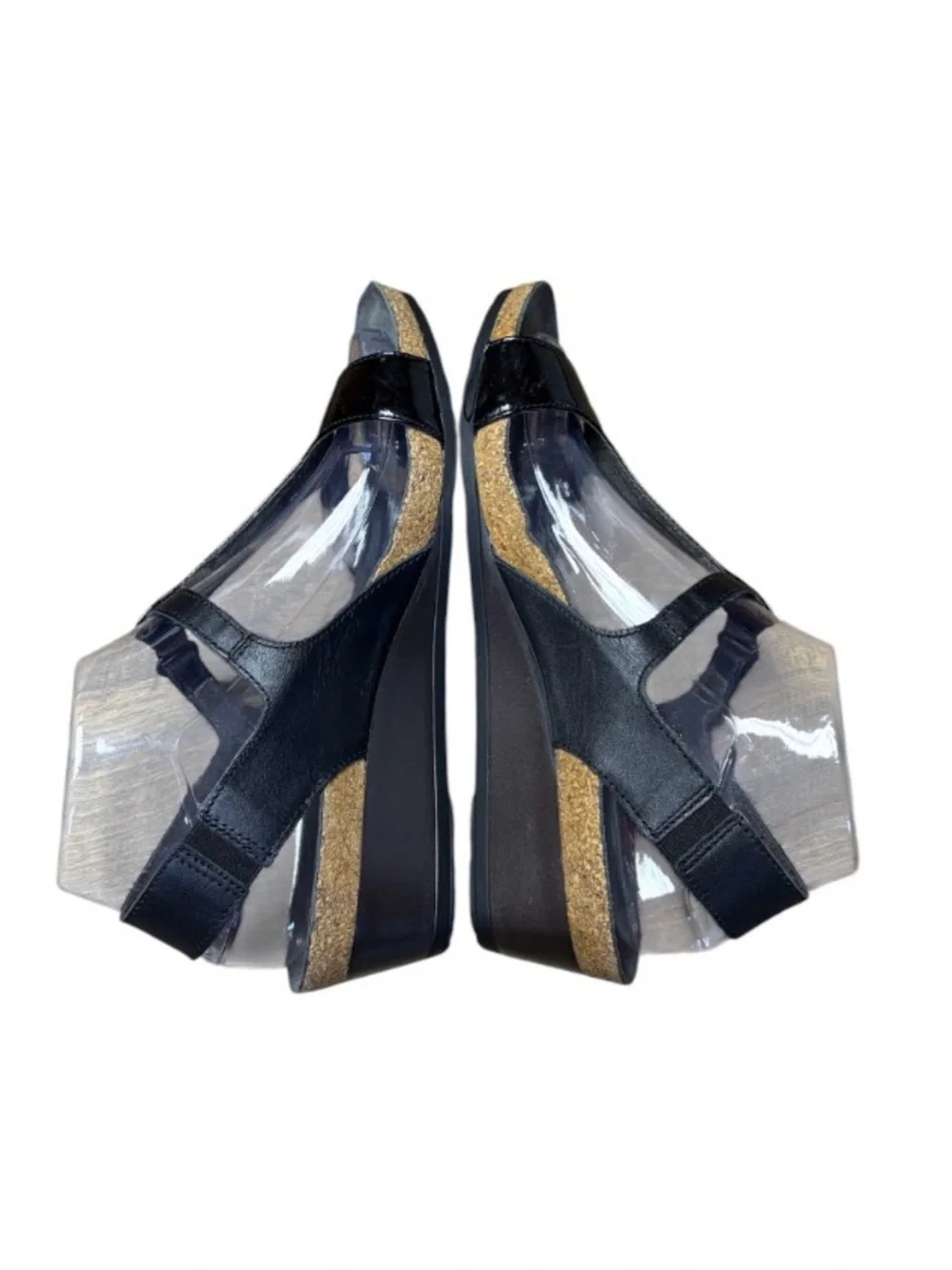 Naot Leather T-Strap Wedge Sandals Womens EU 39 US 8 Black Comfort Heel